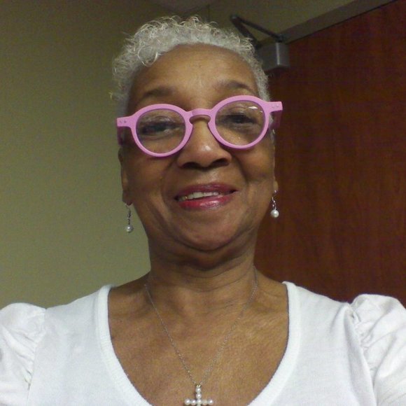 10% markdown on all men's clothing   accessories - Picture 8 of 9